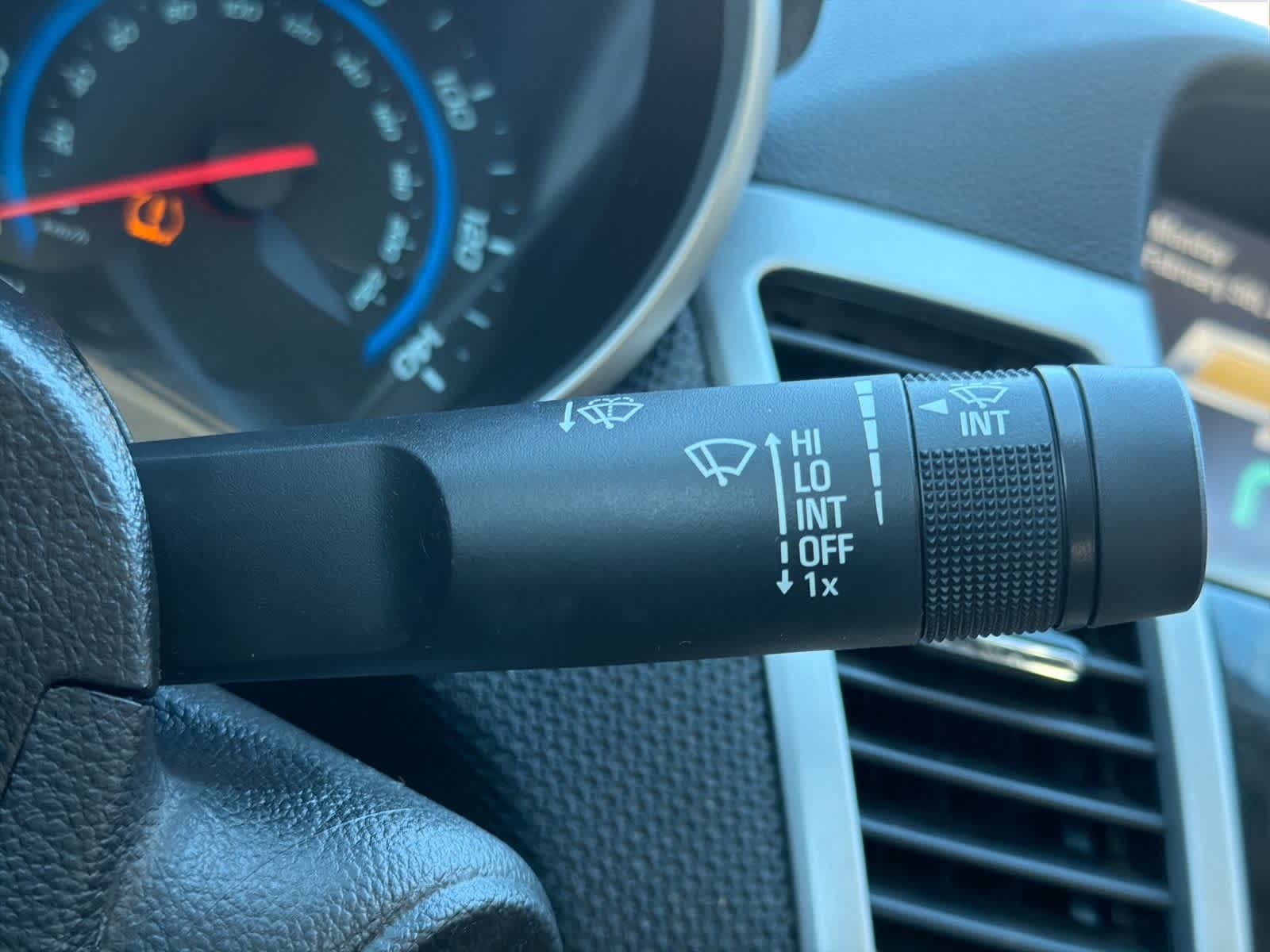 Thumbnail: 2016 Chevrolet Cruze - 26