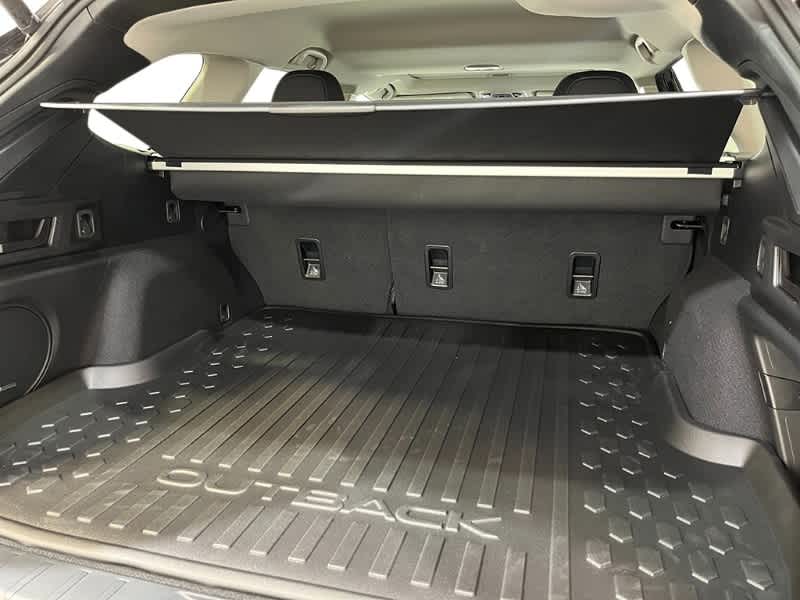2024 Subaru Outback Touring 26