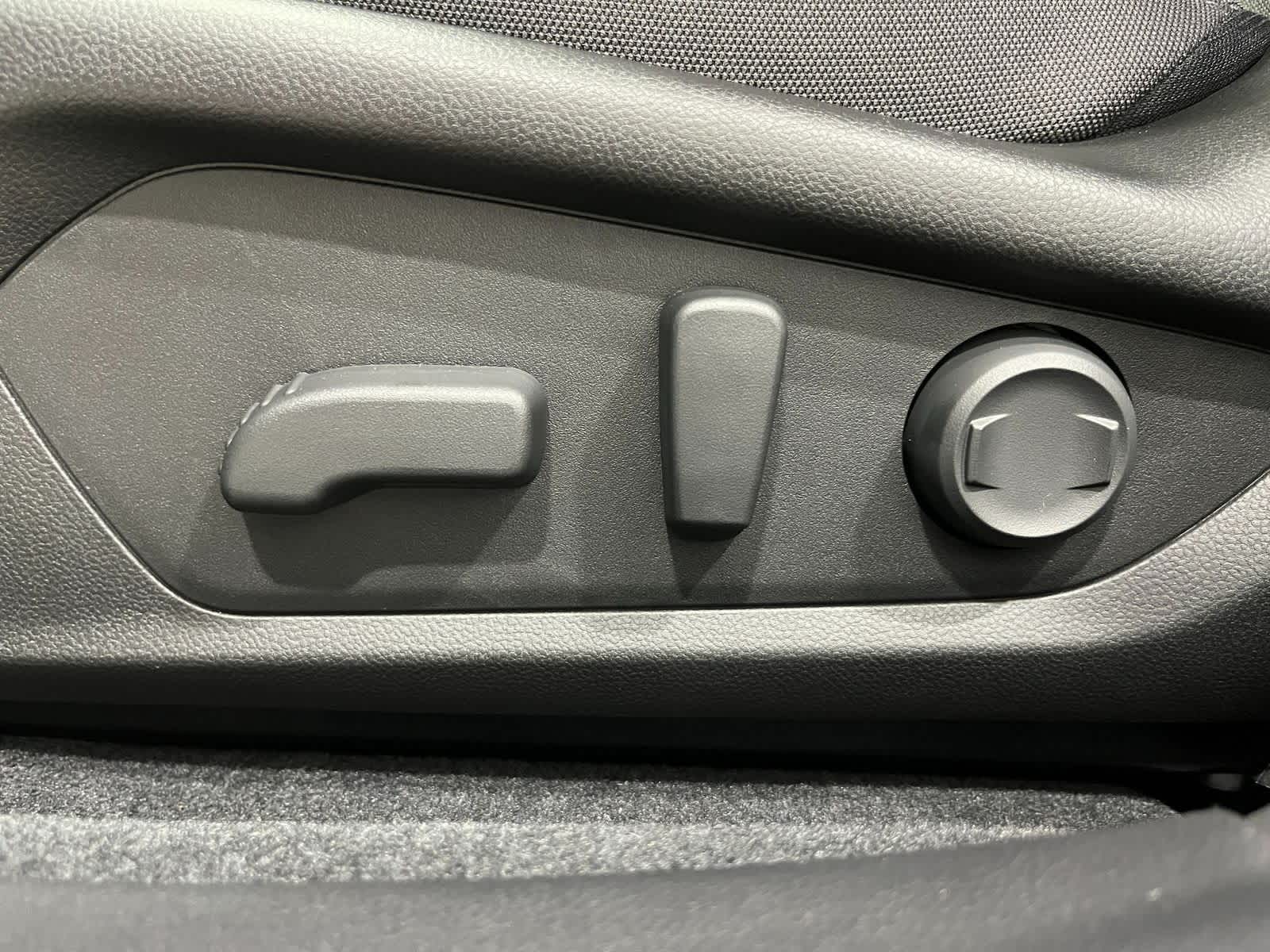 Thumbnail: 2025 Subaru Crosstrek - 13