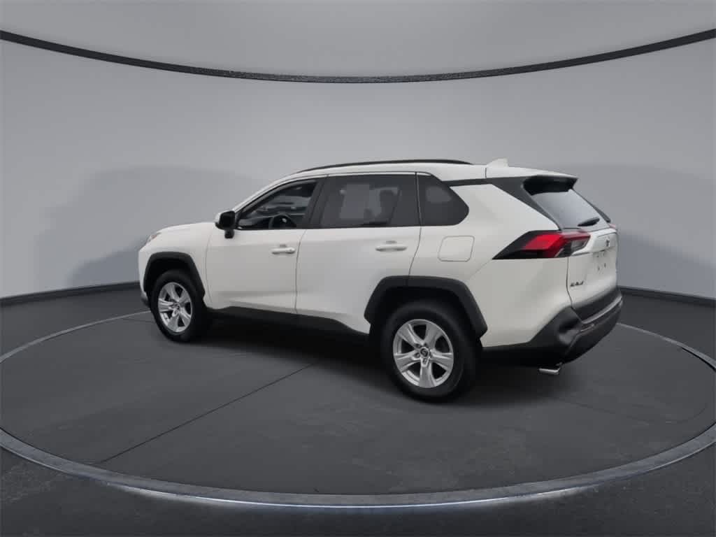 Thumbnail: 2019 Toyota RAV4 - 6