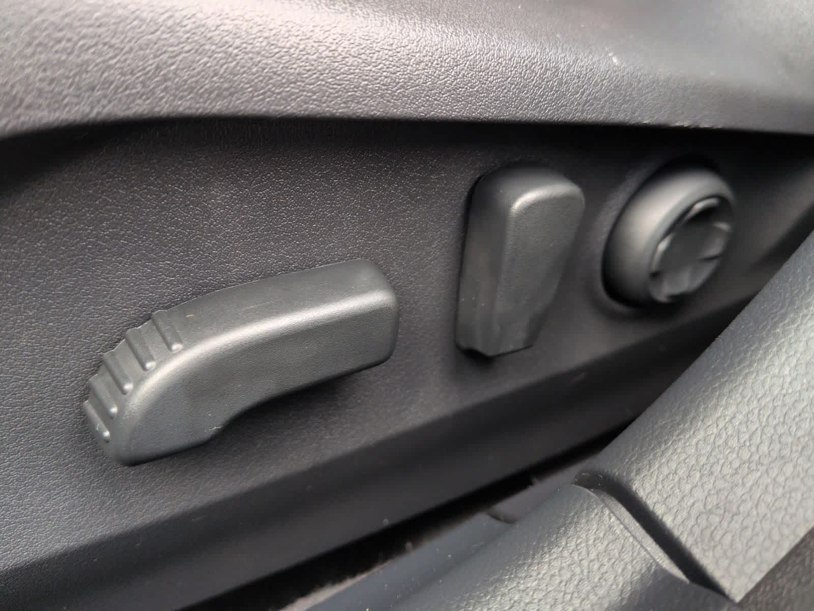 Thumbnail: 2023 Subaru Outback - 18