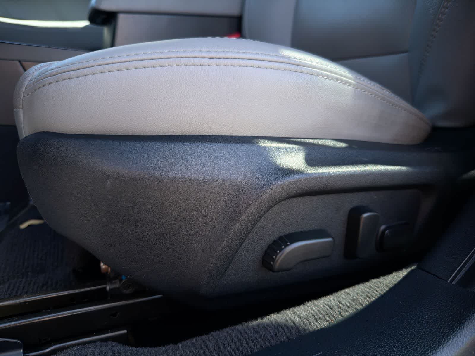 Thumbnail: 2019 Subaru Outback - 18