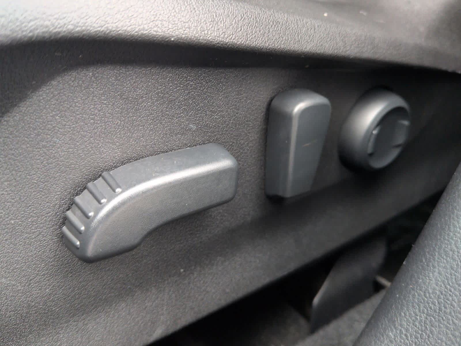 Thumbnail: 2019 Subaru Forester - 18