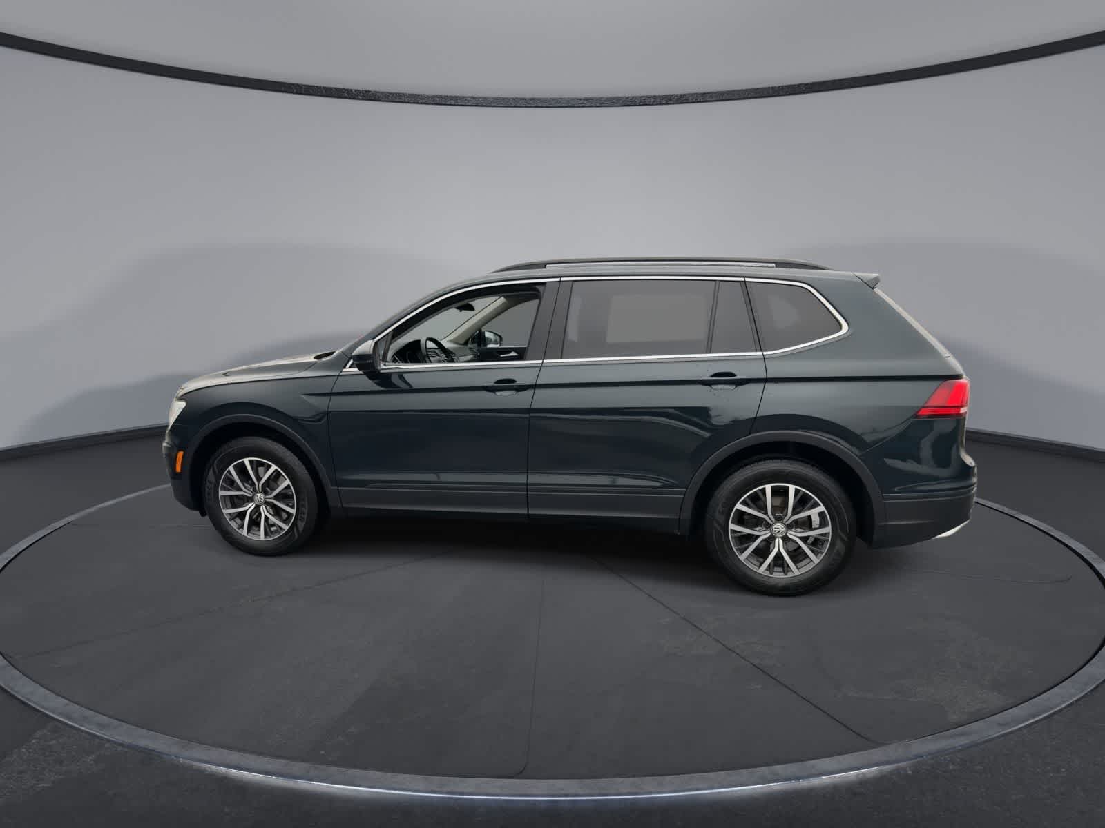 Thumbnail: 2019 Volkswagen Tiguan - 5