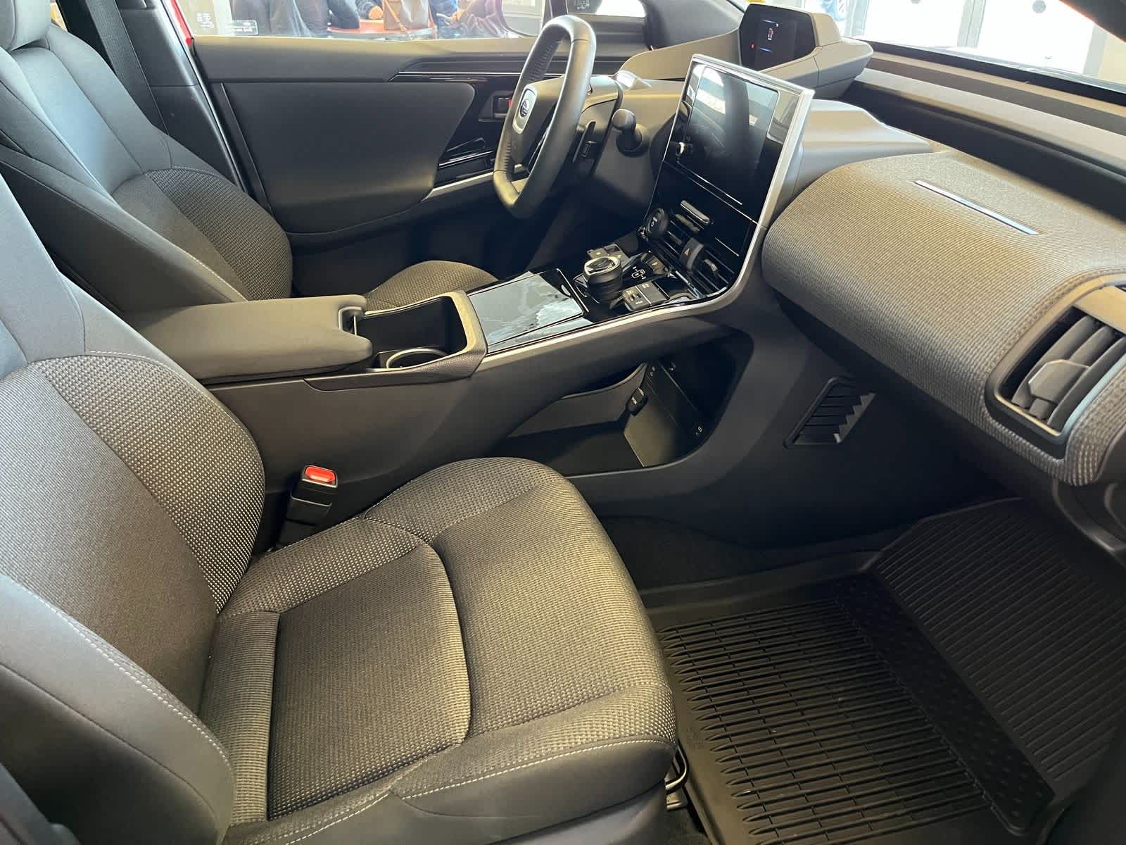 Thumbnail: 2024 Subaru Solterra - 26