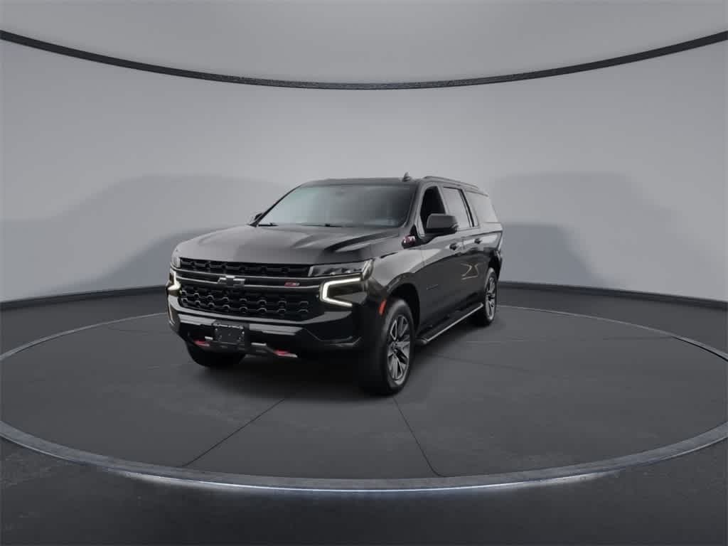 Thumbnail: 2021 Chevrolet Suburban - 3