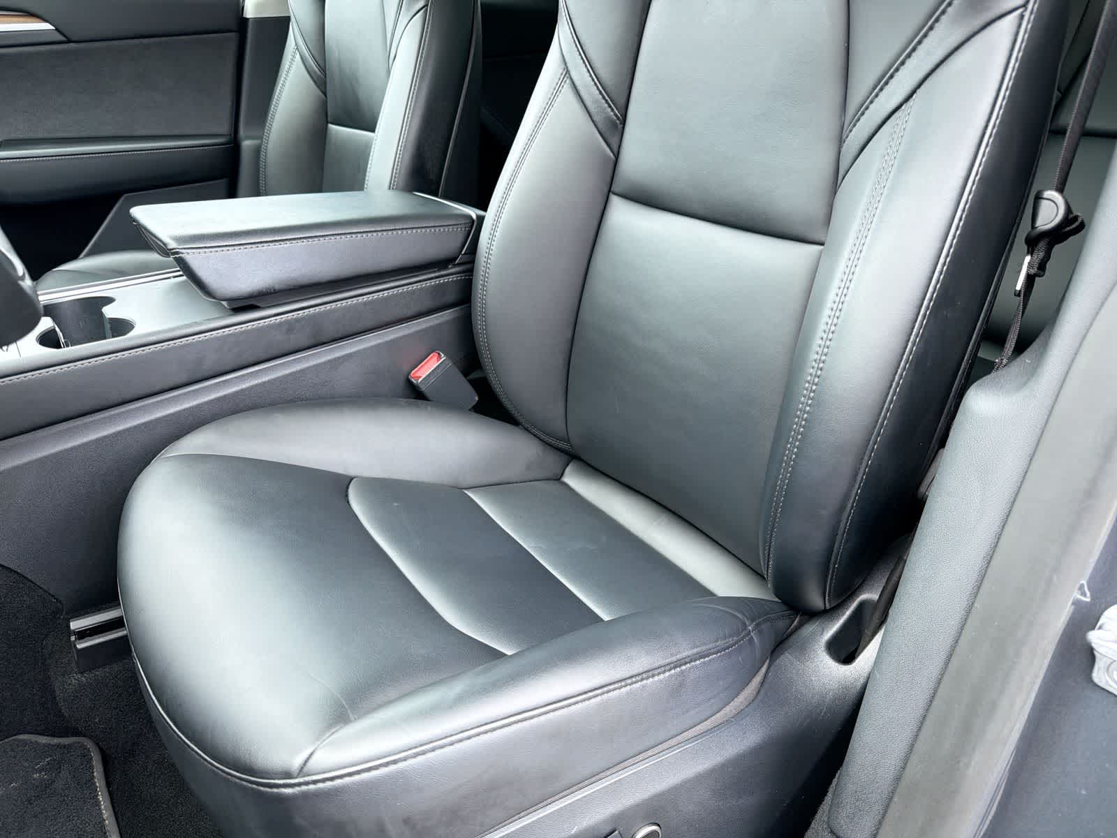 Thumbnail: 2023 Tesla Model Y - 17