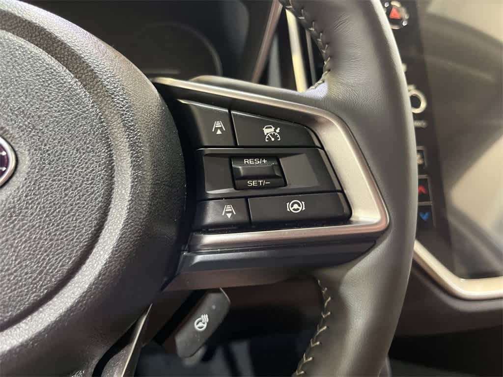 2025 Subaru Ascent Touring 19