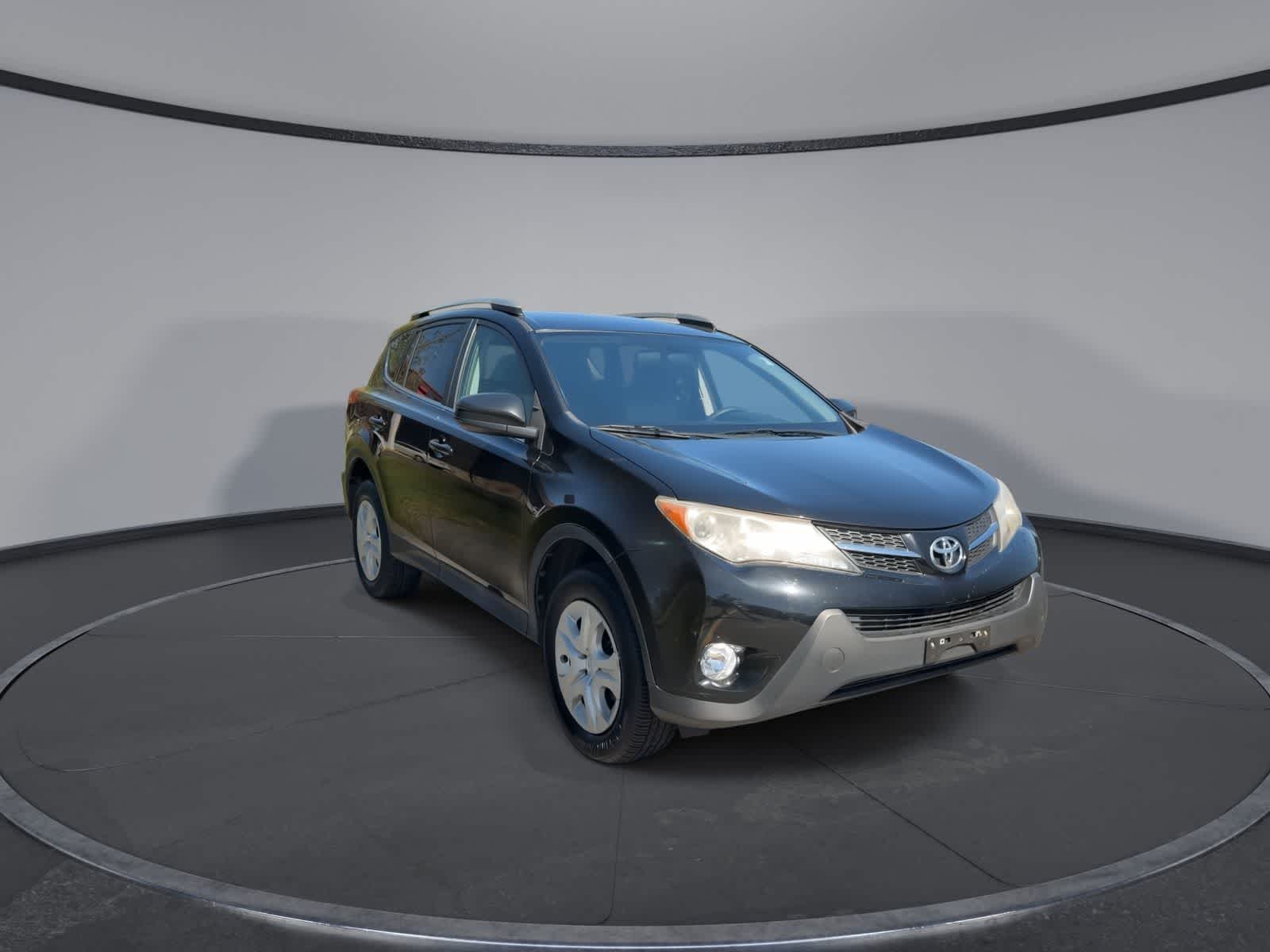 Thumbnail: 2015 Toyota RAV4 - 2
