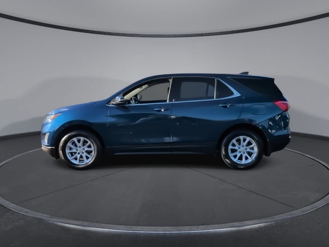 Thumbnail: 2019 Chevrolet Equinox - 5