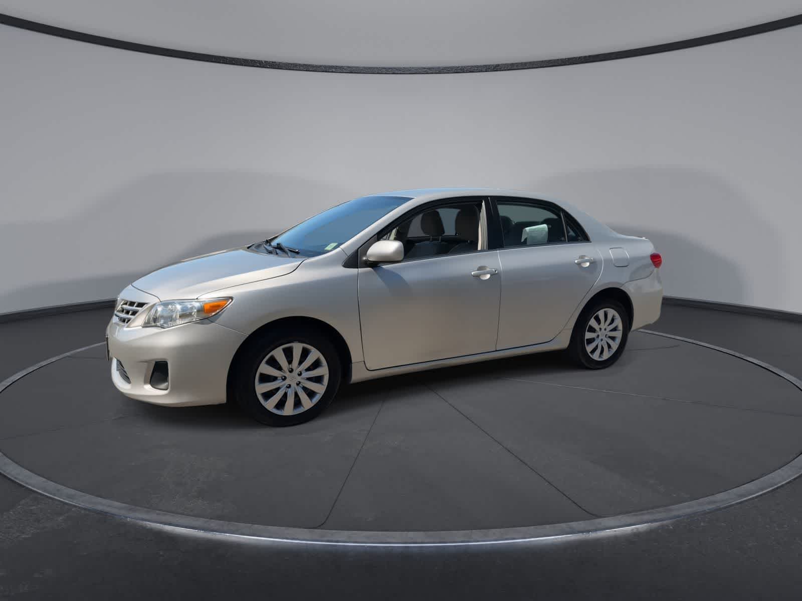 Thumbnail: 2013 Toyota Corolla - 4