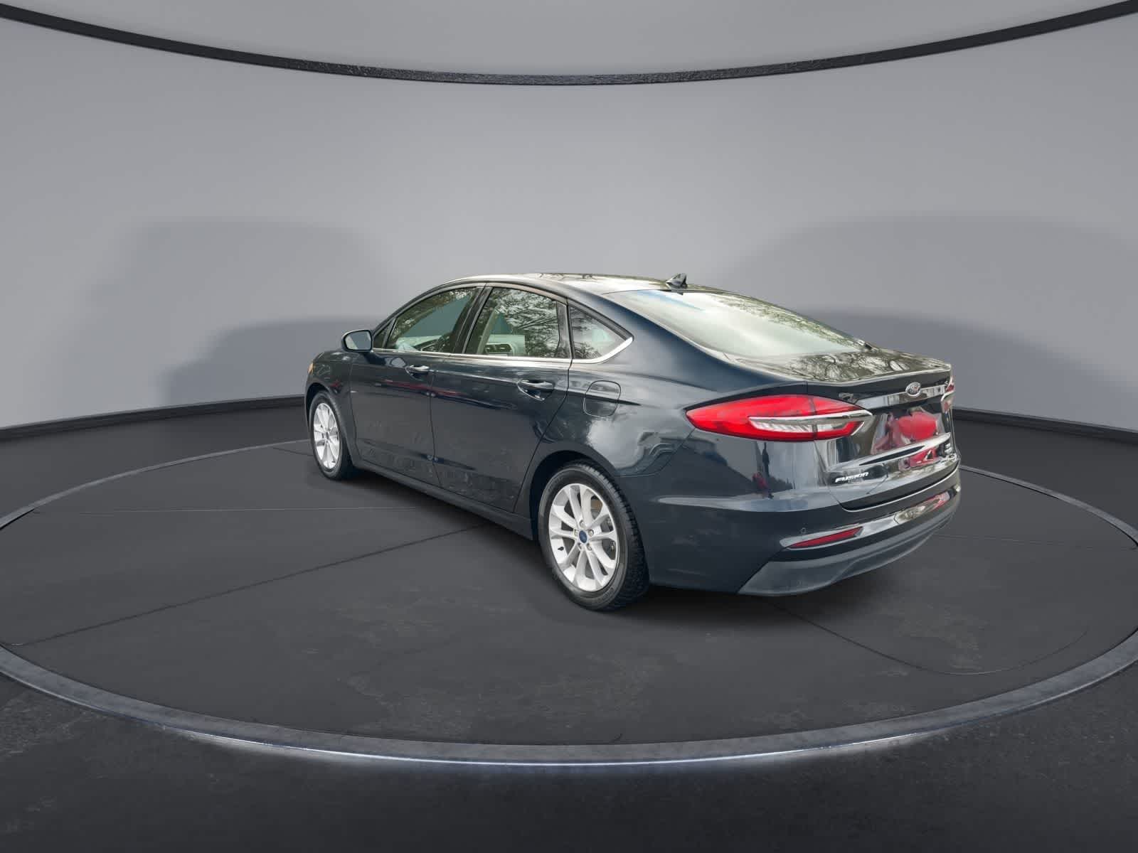 Thumbnail: 2020 Ford Fusion - 6
