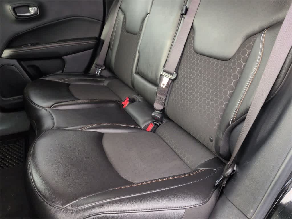 Thumbnail: 2021 Jeep Compass - 20