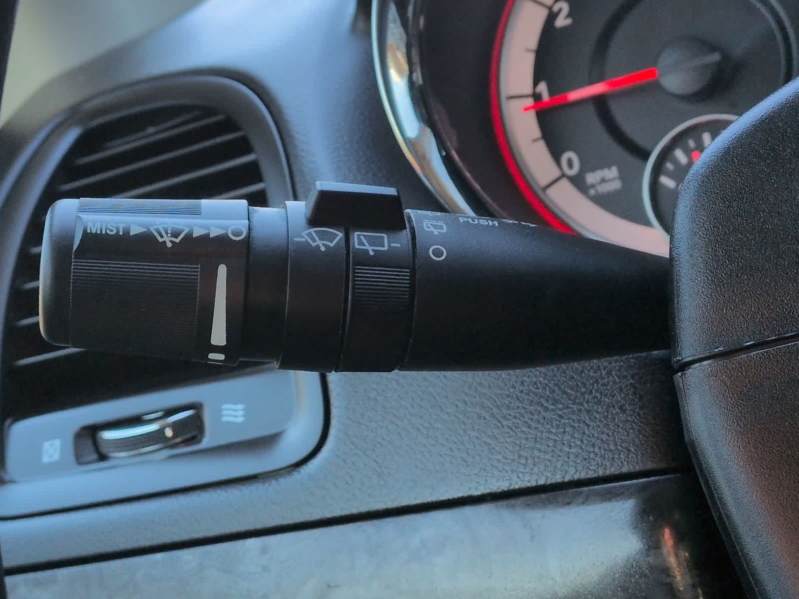 Thumbnail: 2019 Dodge Grand Caravan - 26