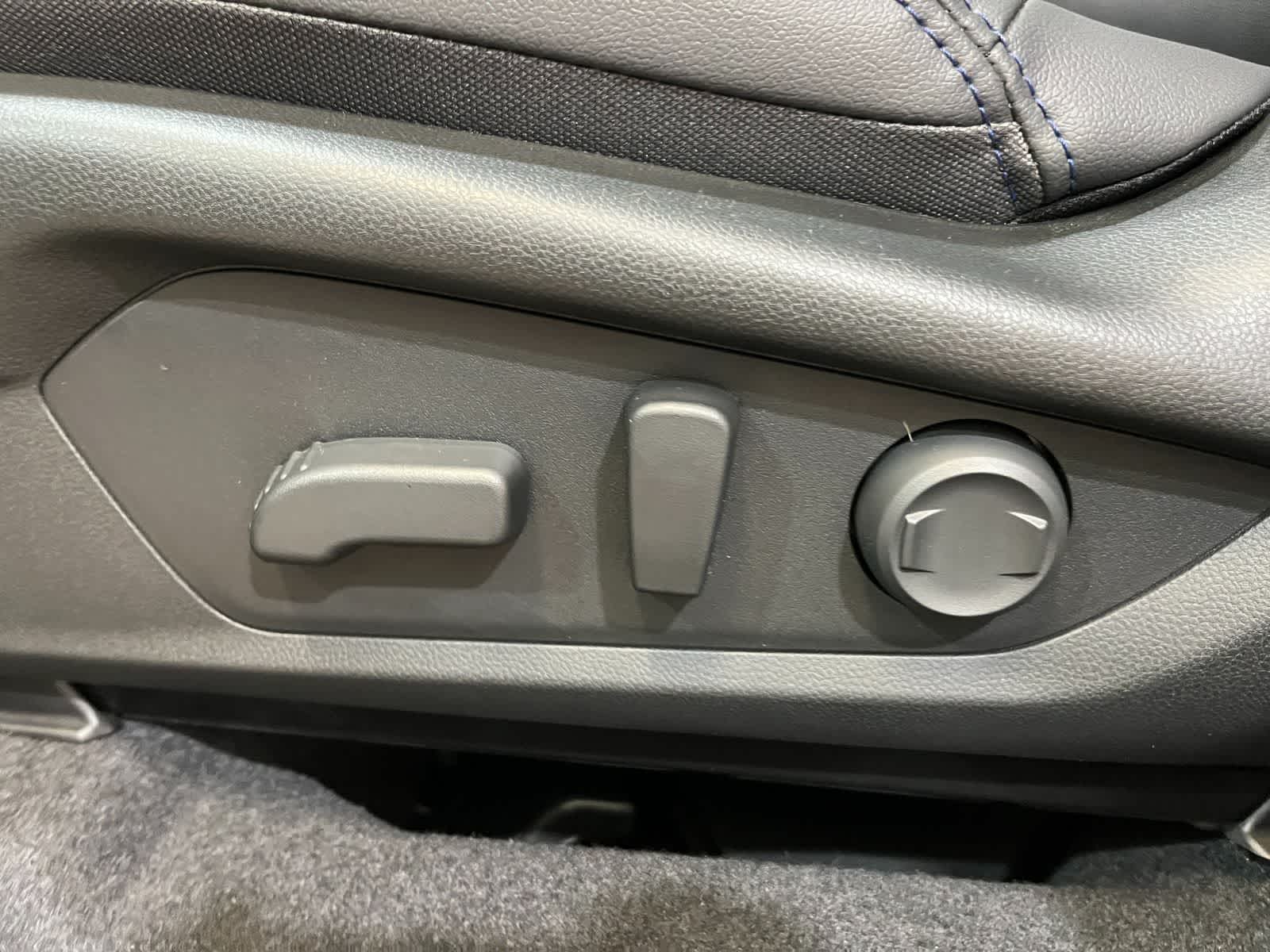 Thumbnail: 2025 Subaru Forester - 12