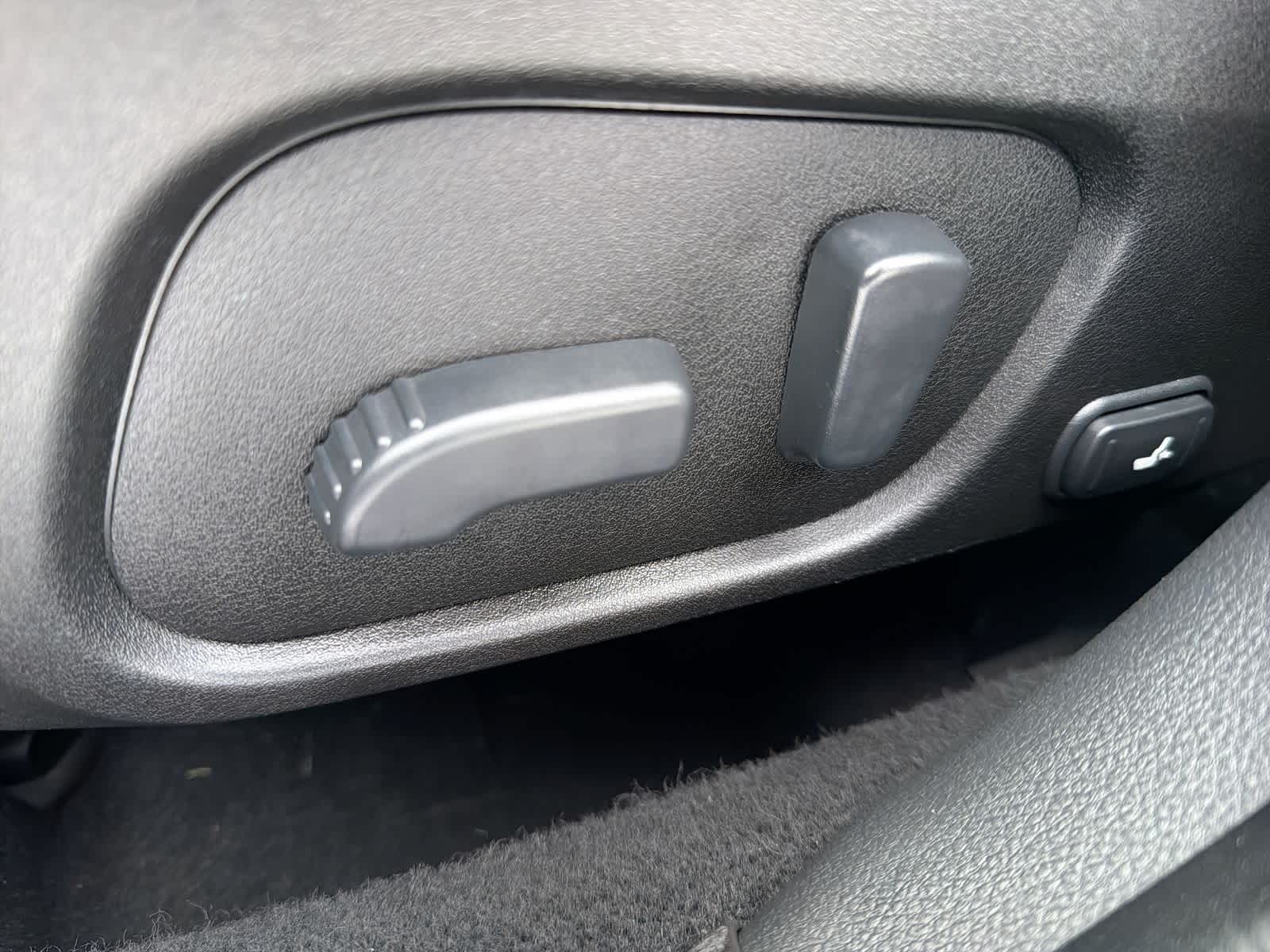 Thumbnail: 2016 Subaru Forester - 18