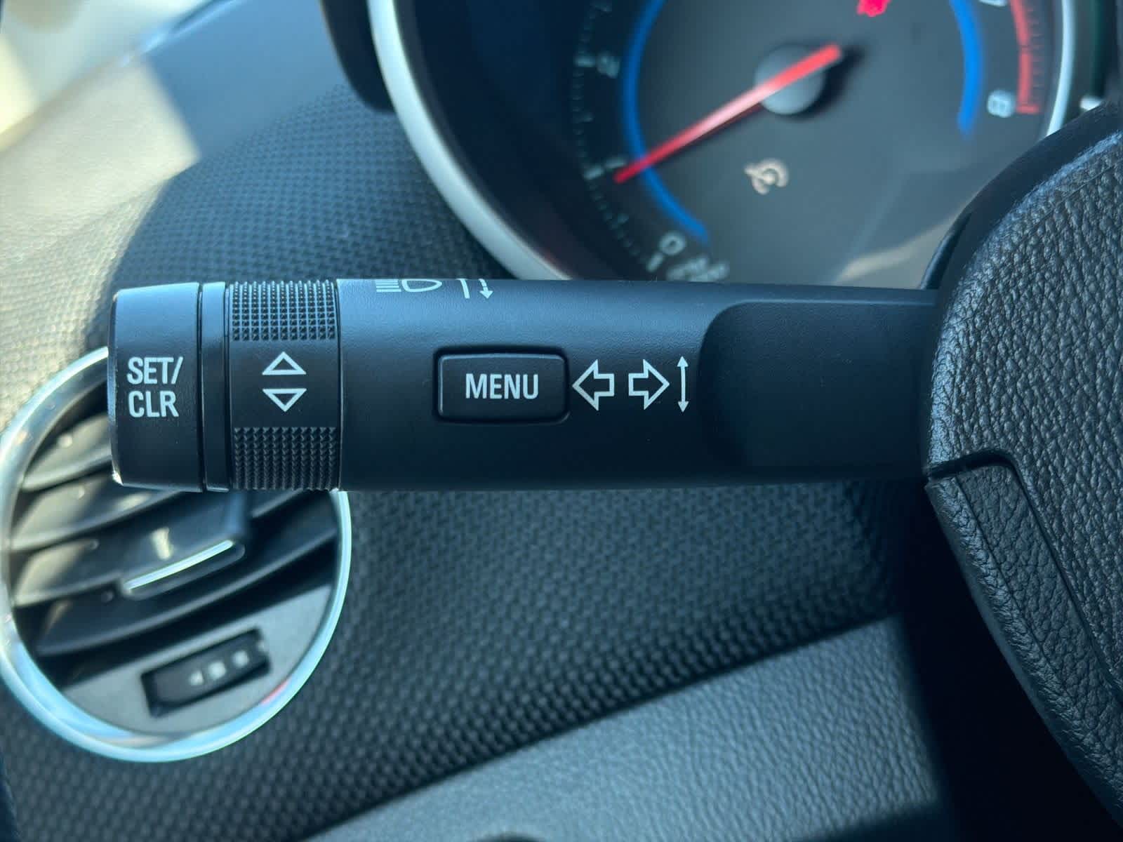 Thumbnail: 2016 Chevrolet Cruze - 27