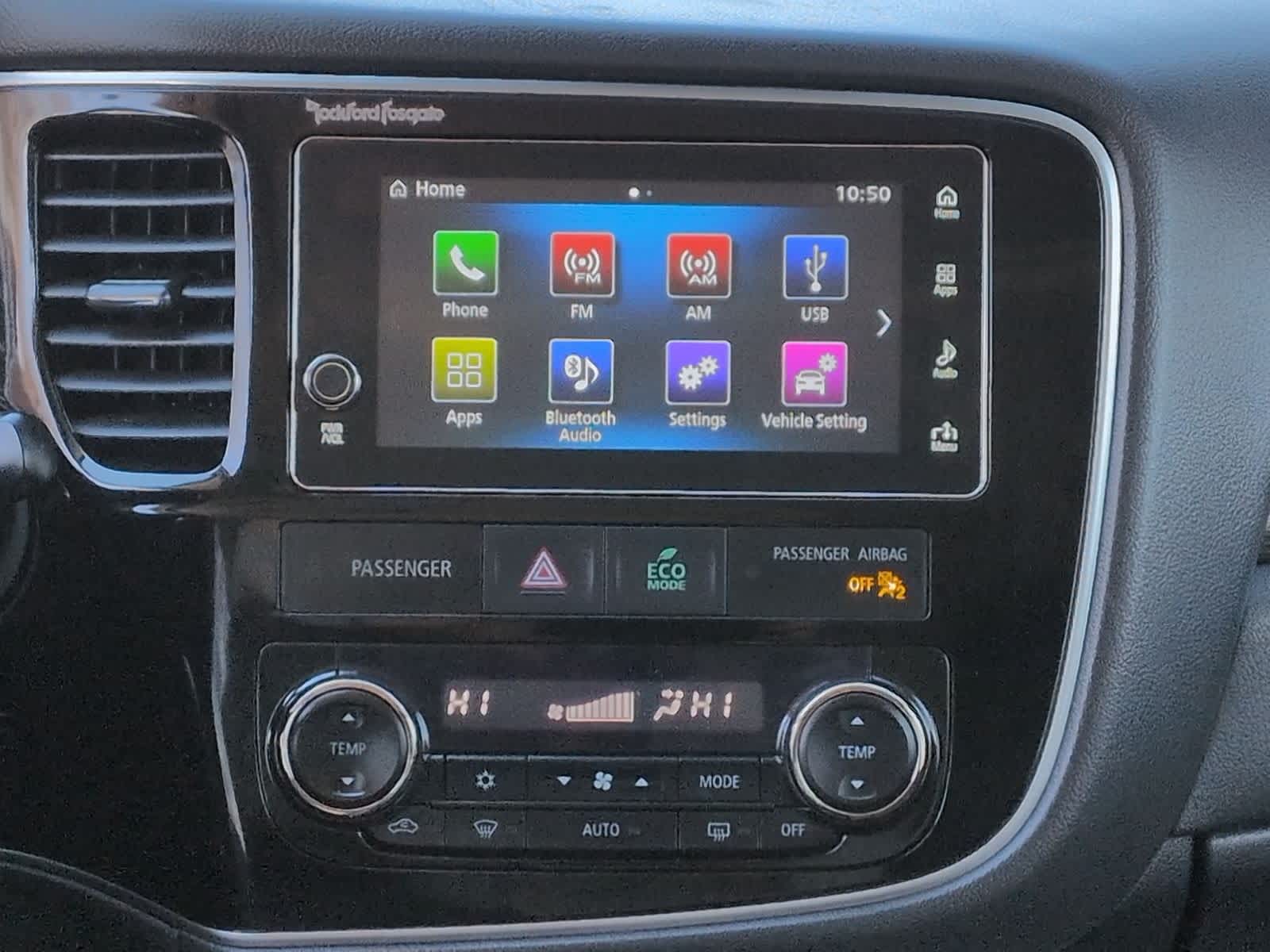 Thumbnail: 2017 Mitsubishi Outlander - 30