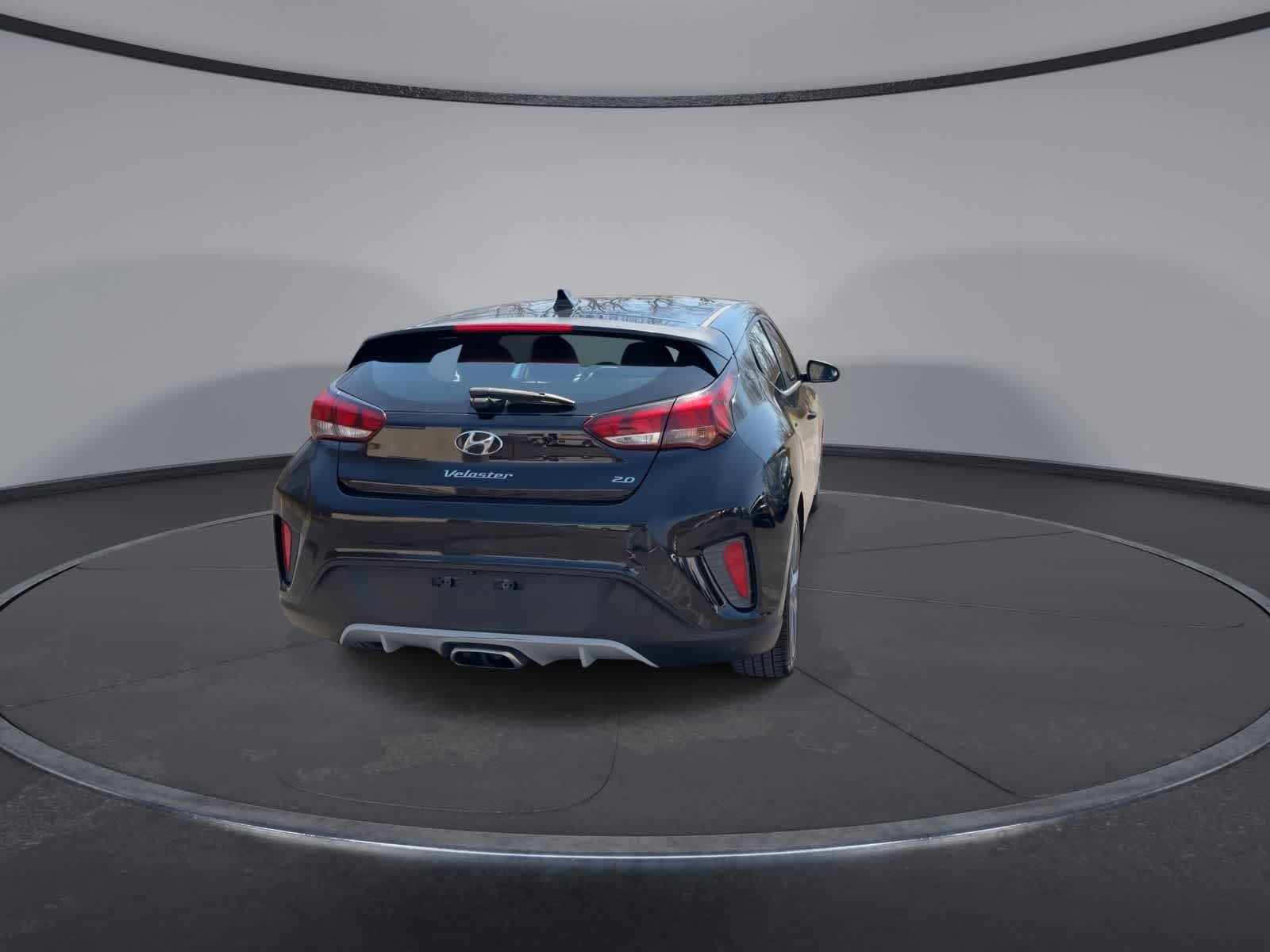 Thumbnail: 2019 Hyundai Veloster - 7