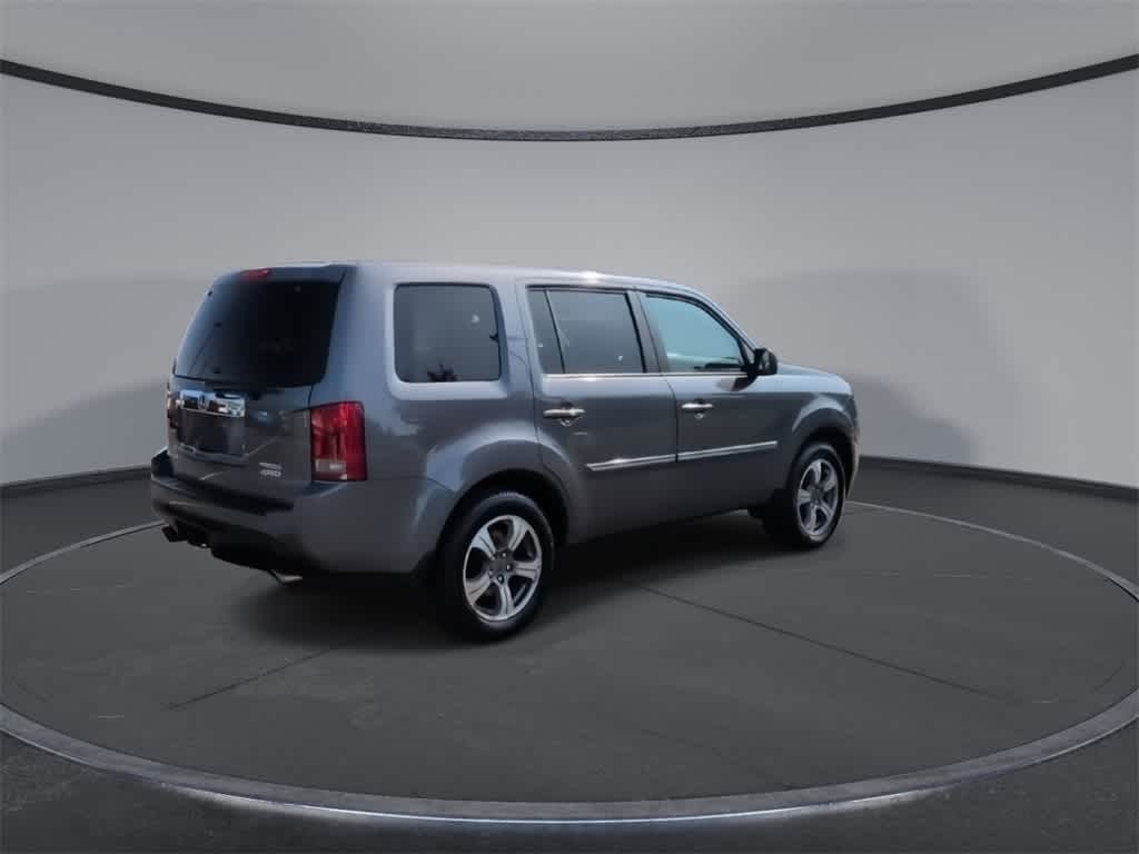 Thumbnail: 2015 Honda Pilot - 8