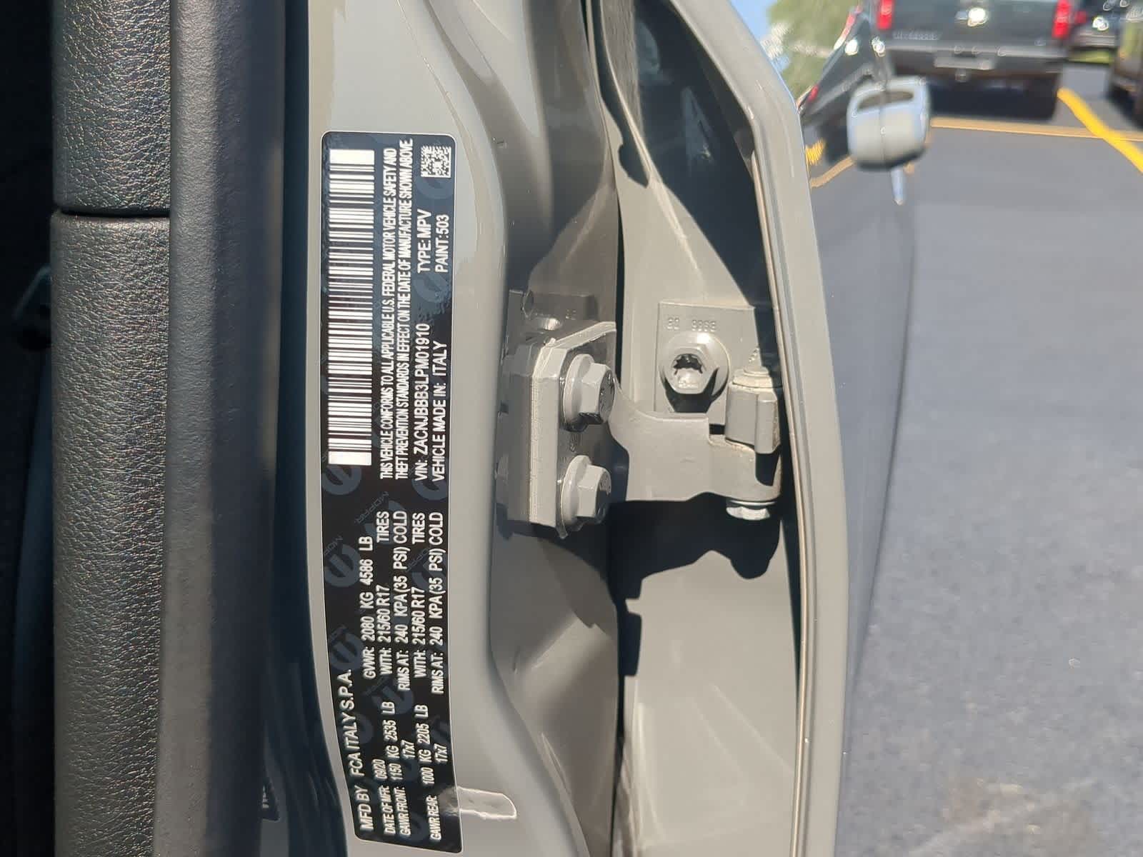 Thumbnail: 2020 Jeep Renegade - 36