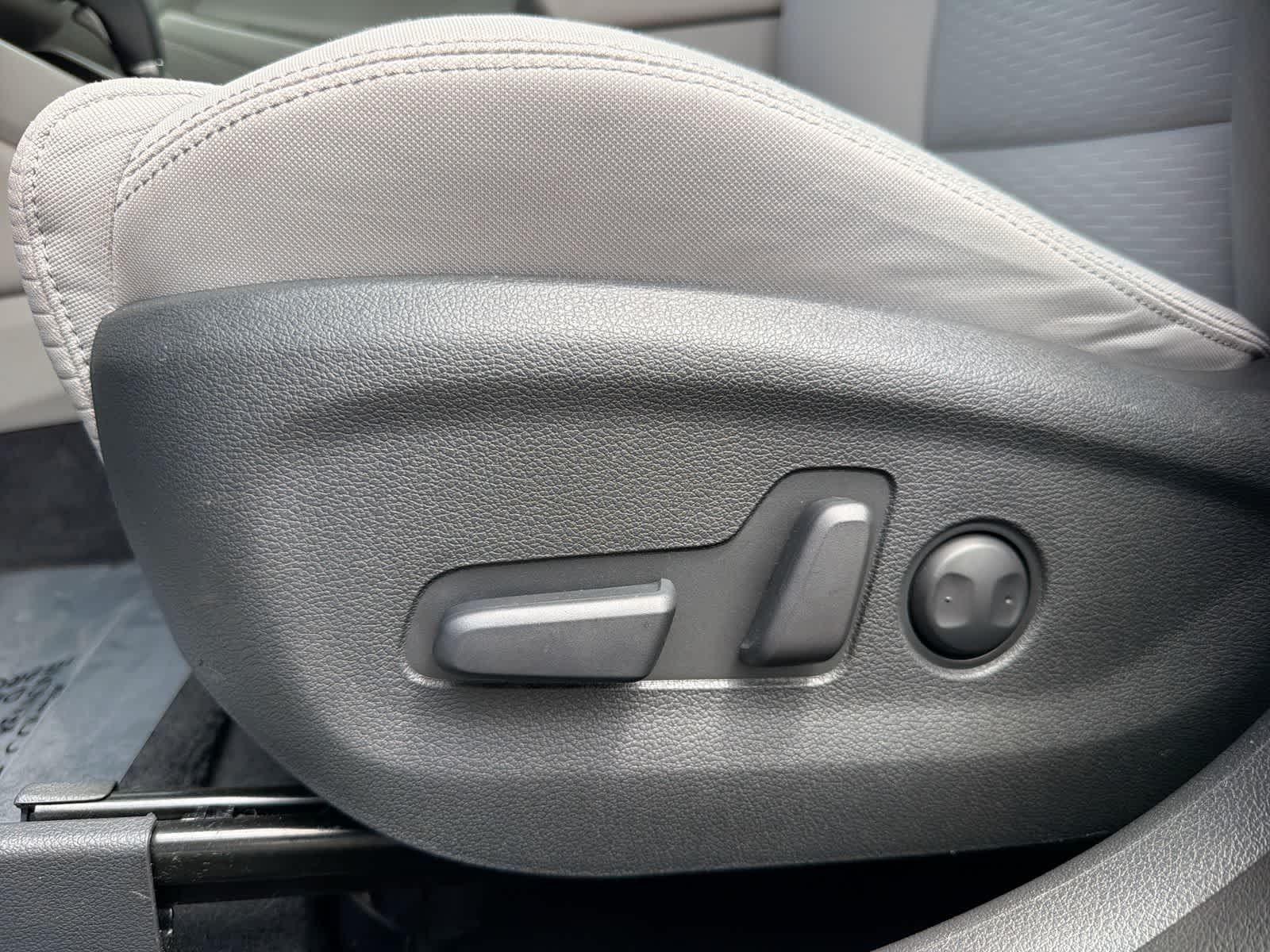 Thumbnail: 2019 Hyundai Tucson - 18