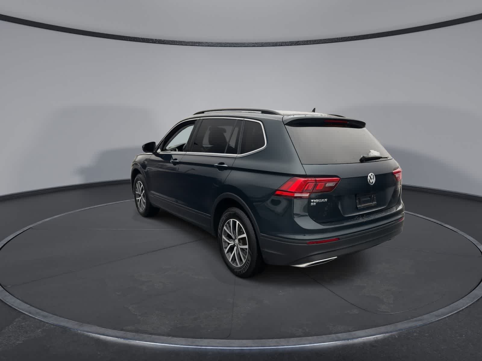 Thumbnail: 2019 Volkswagen Tiguan - 6