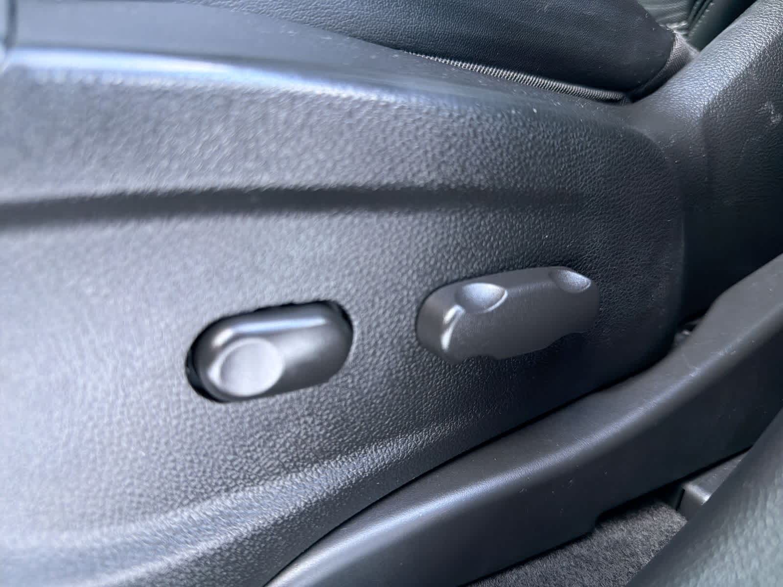 Thumbnail: 2016 Buick Encore - 18