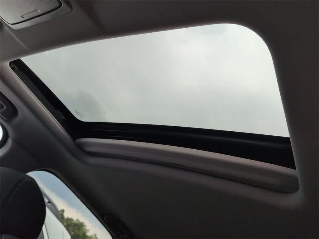 Thumbnail: 2021 Honda CR-V - 20