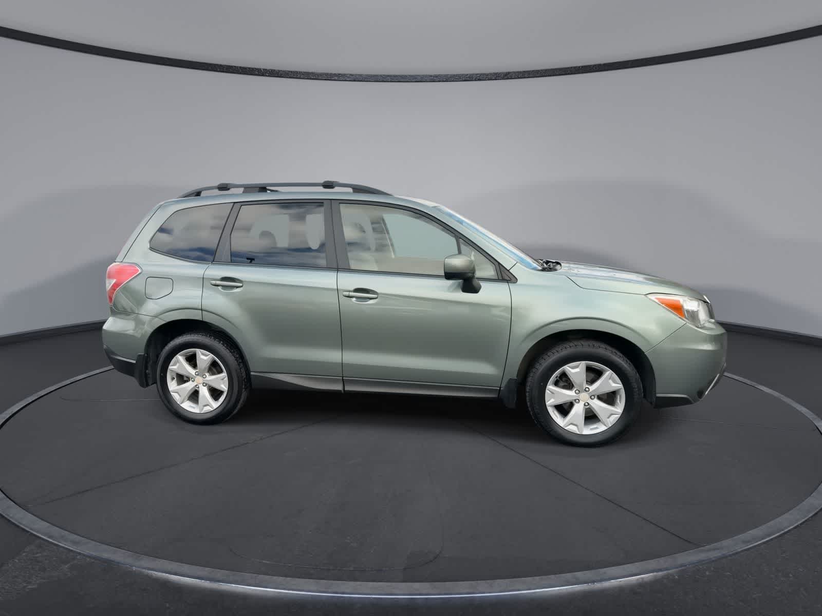 Thumbnail: 2016 Subaru Forester - 9