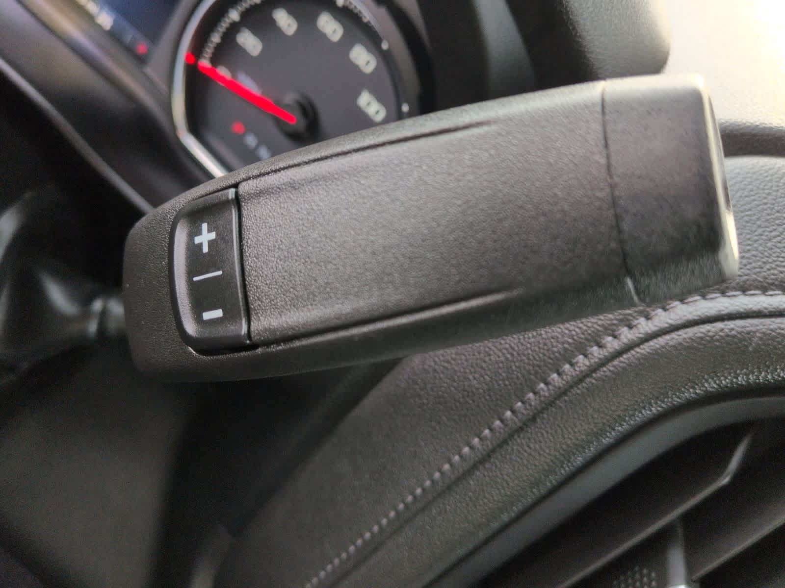 Thumbnail: 2019 Chevrolet Silverado 1500 - 31