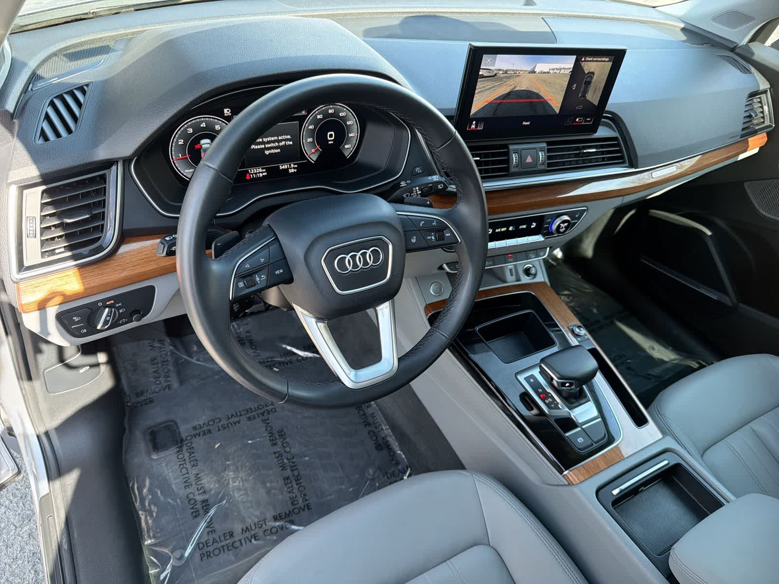 Thumbnail: 2022 Audi Q5 - 10