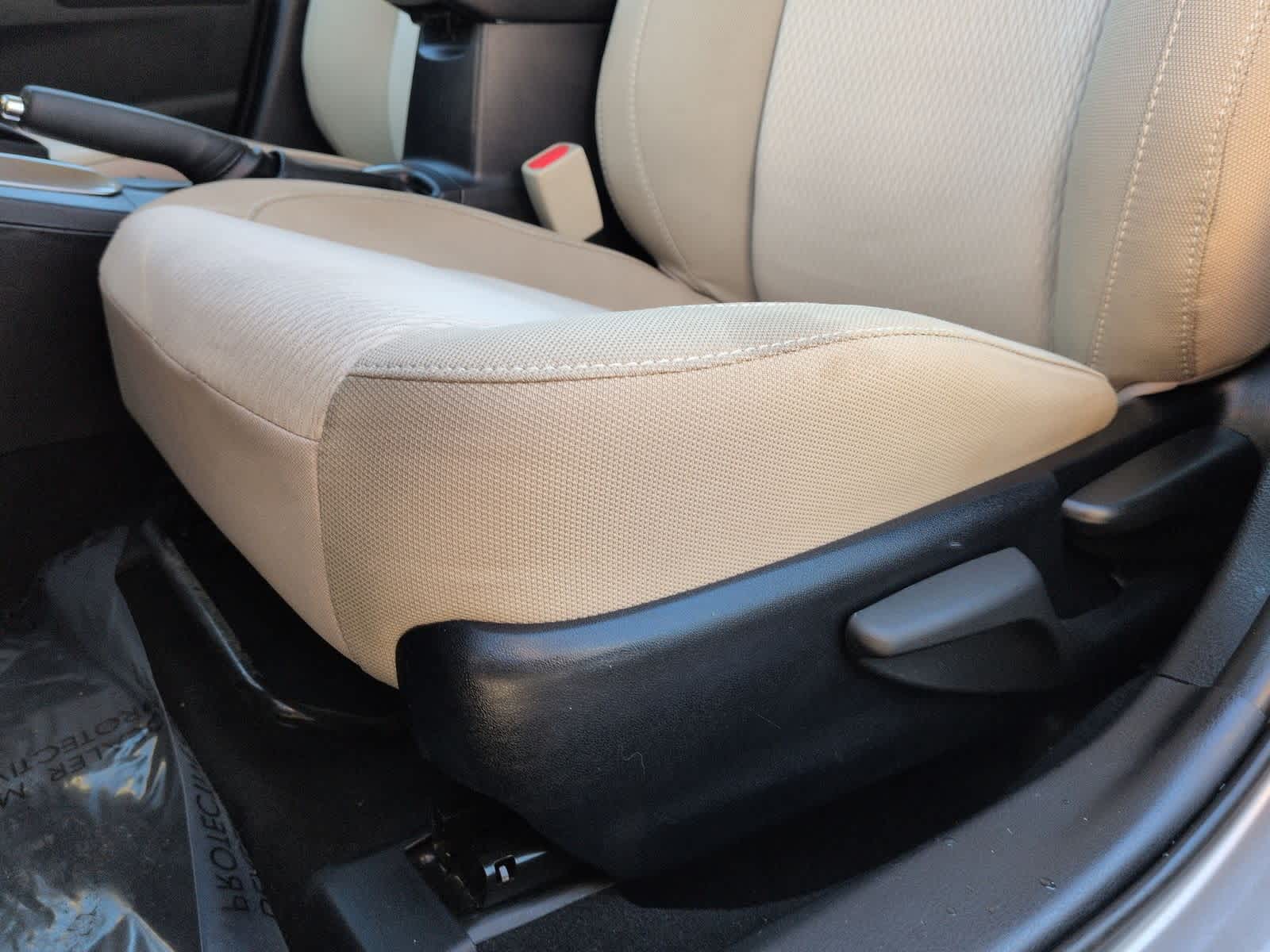 Thumbnail: 2014 Toyota Corolla - 18