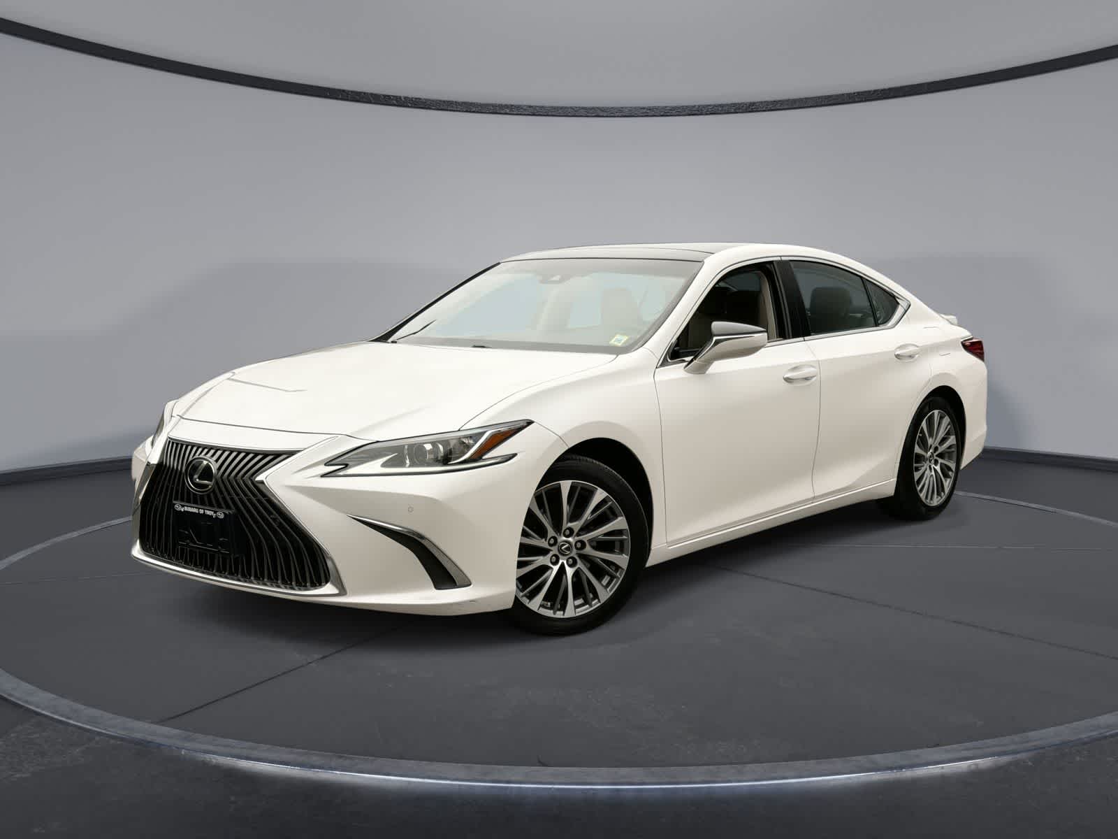 Thumbnail: 2021 Lexus ES - 1