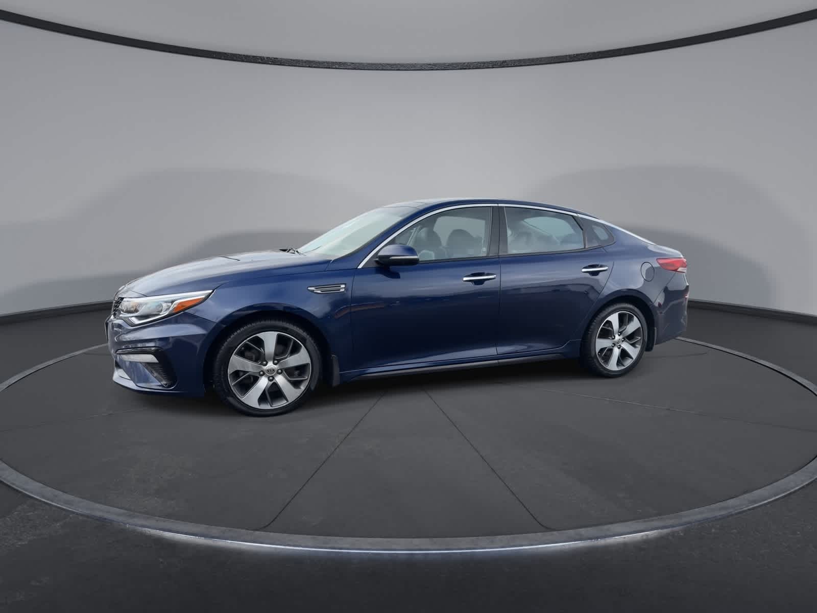 Thumbnail: 2019 Kia Optima - 4