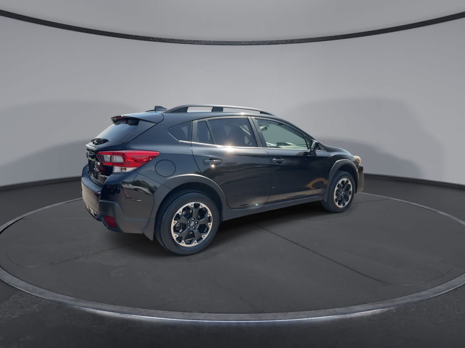 Thumbnail: 2022 Subaru Crosstrek - 8