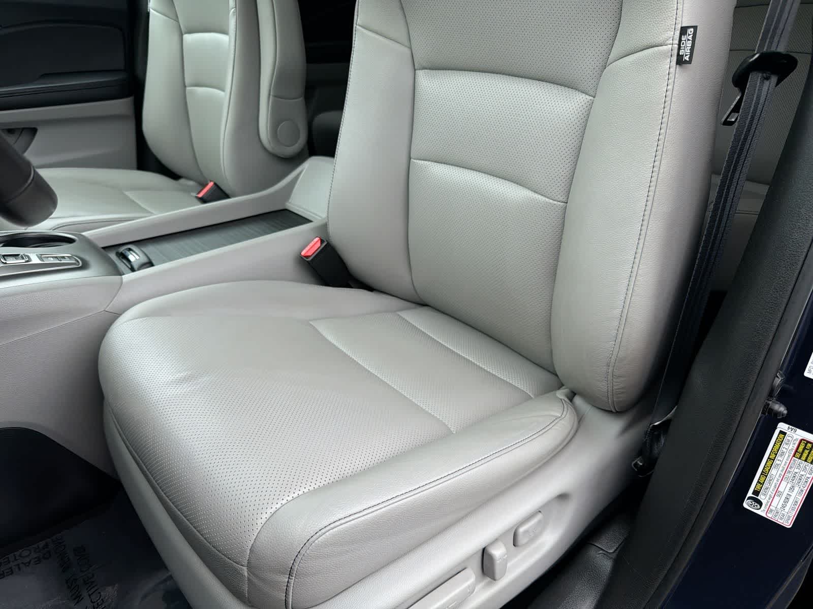 Thumbnail: 2023 Honda Ridgeline - 17