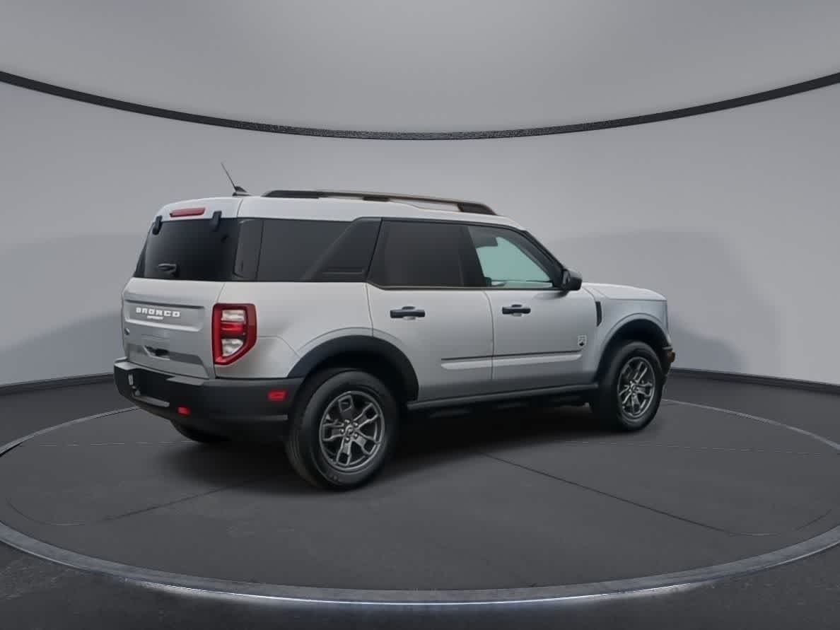 Thumbnail: 2021 Ford Bronco Sport - 8
