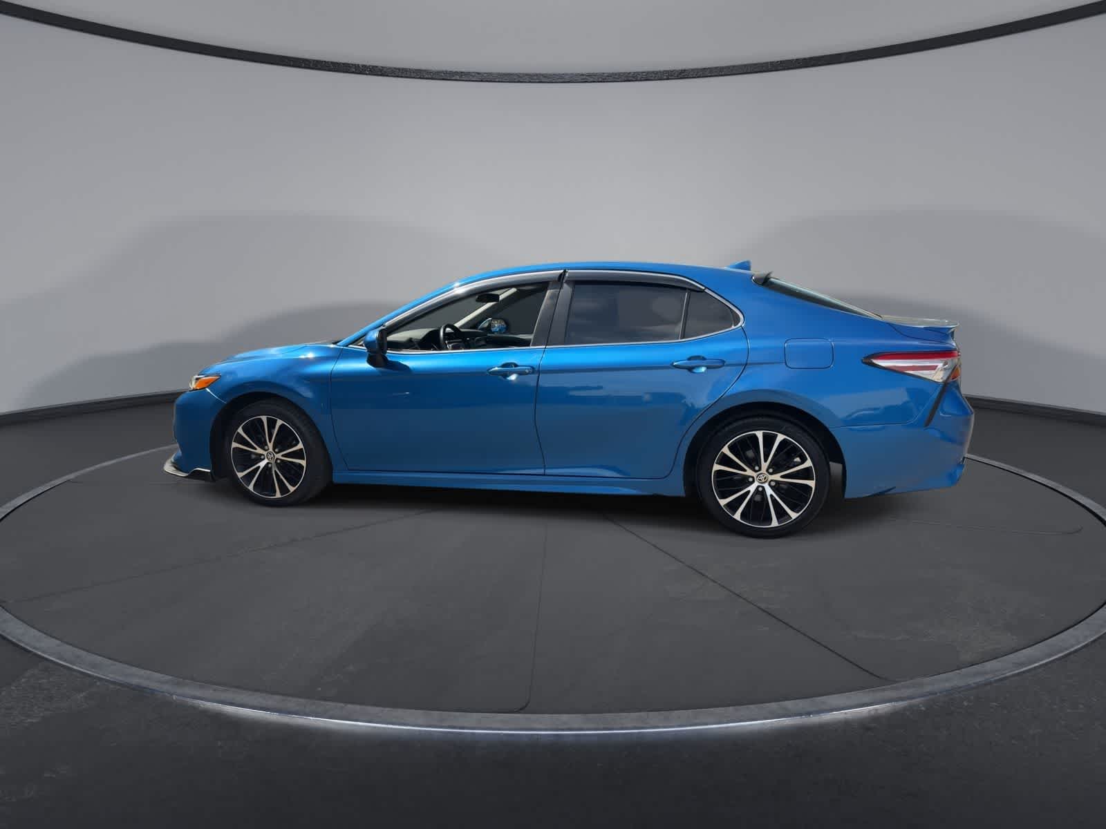 Thumbnail: 2020 Toyota Camry - 5