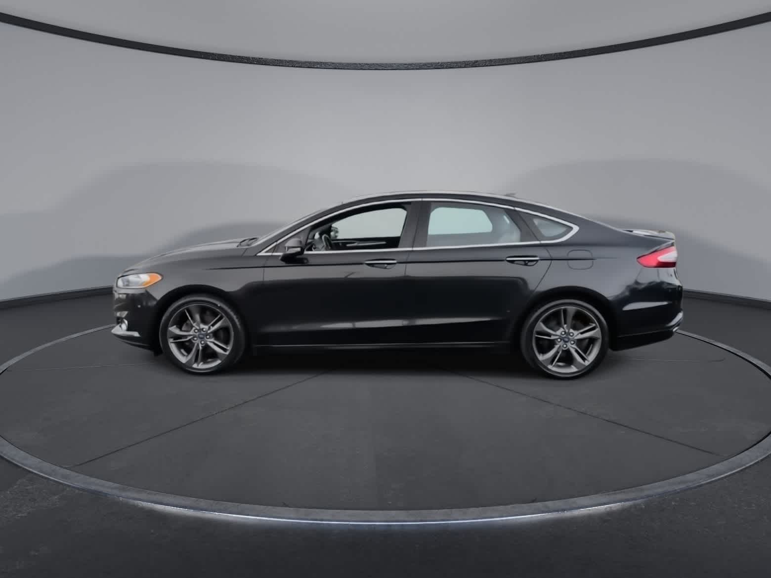 Thumbnail: 2015 Ford Fusion - 4