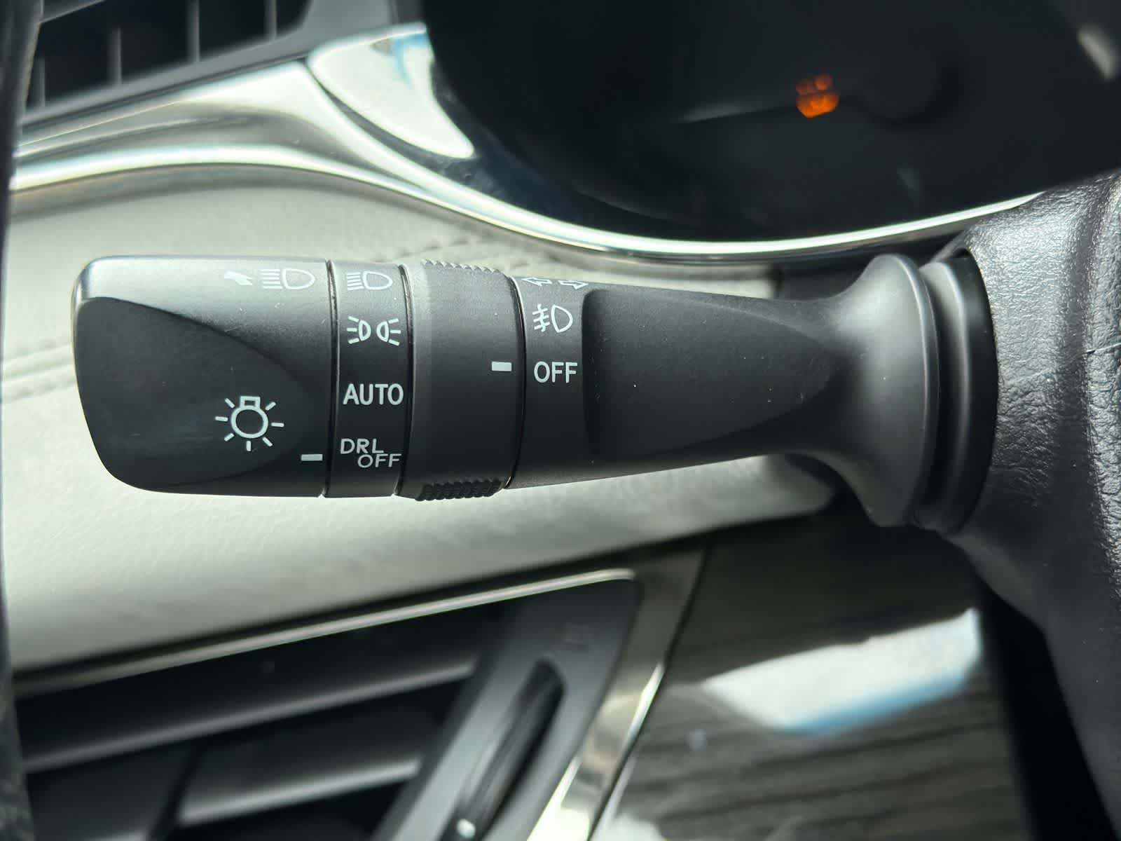 Thumbnail: 2014 Toyota Avalon - 29