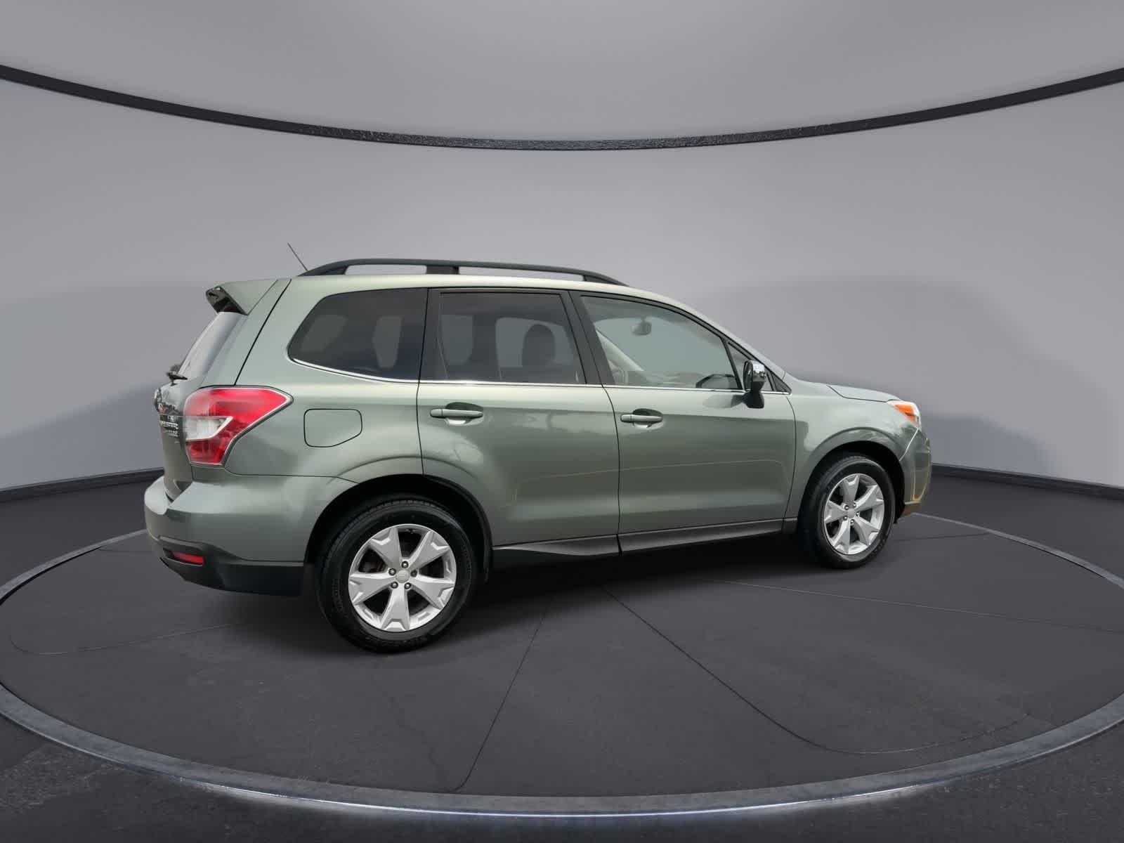 Thumbnail: 2015 Subaru Forester - 8
