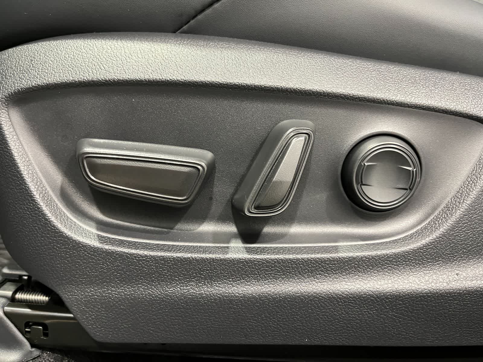 Thumbnail: 2026 Subaru Solterra - 13