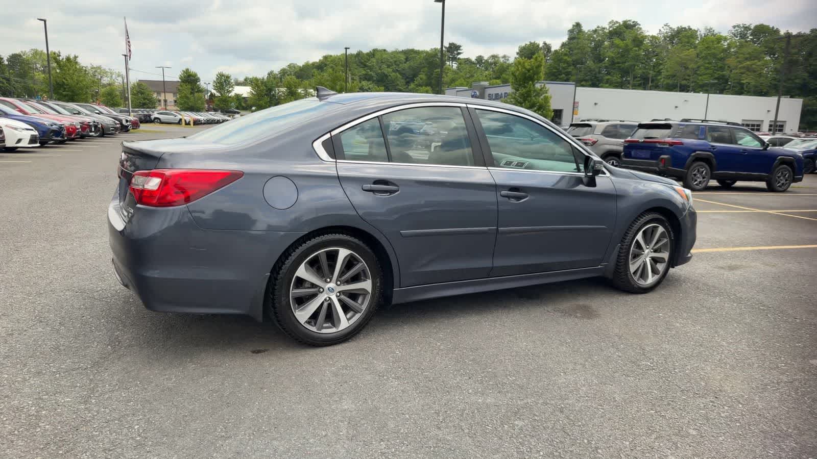 Thumbnail: 2017 Subaru Legacy - 8