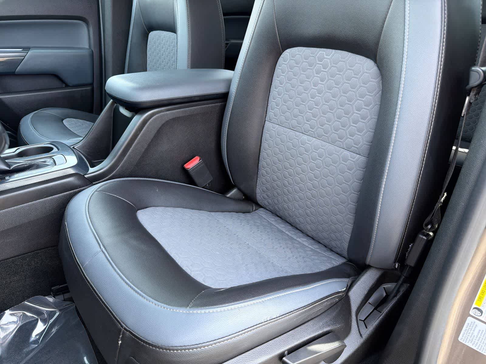 Thumbnail: 2016 Chevrolet Colorado - 17