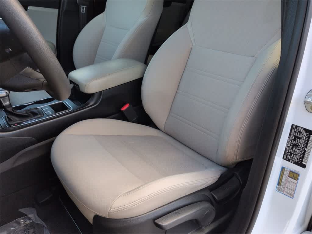 Thumbnail: 2019 Kia Sorento - 17