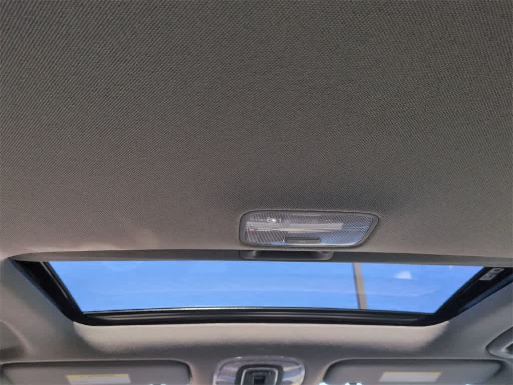 Thumbnail: 2024 Hyundai Elantra - 23