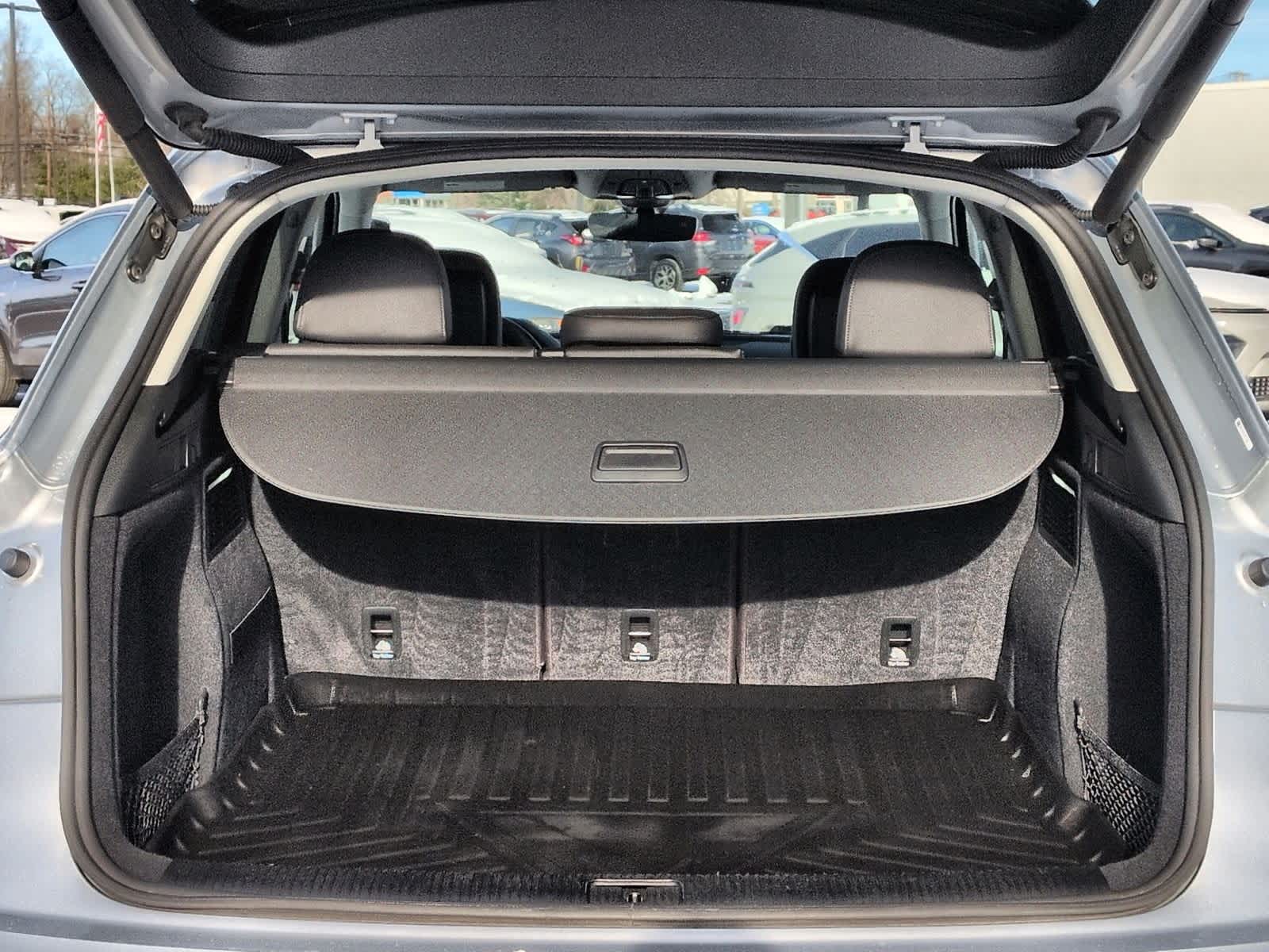 Thumbnail: 2020 Audi Q5 - 37