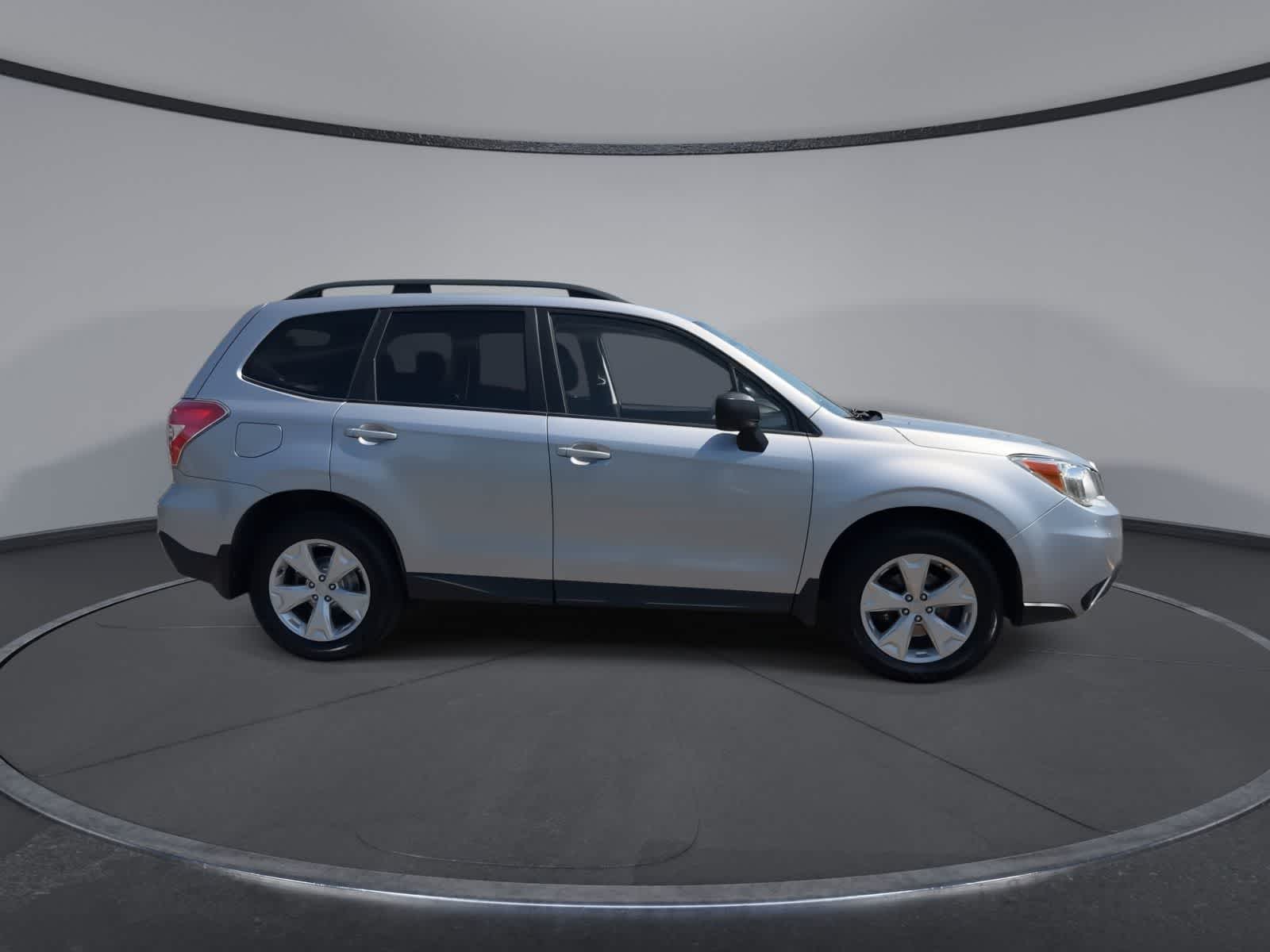 Thumbnail: 2016 Subaru Forester - 9