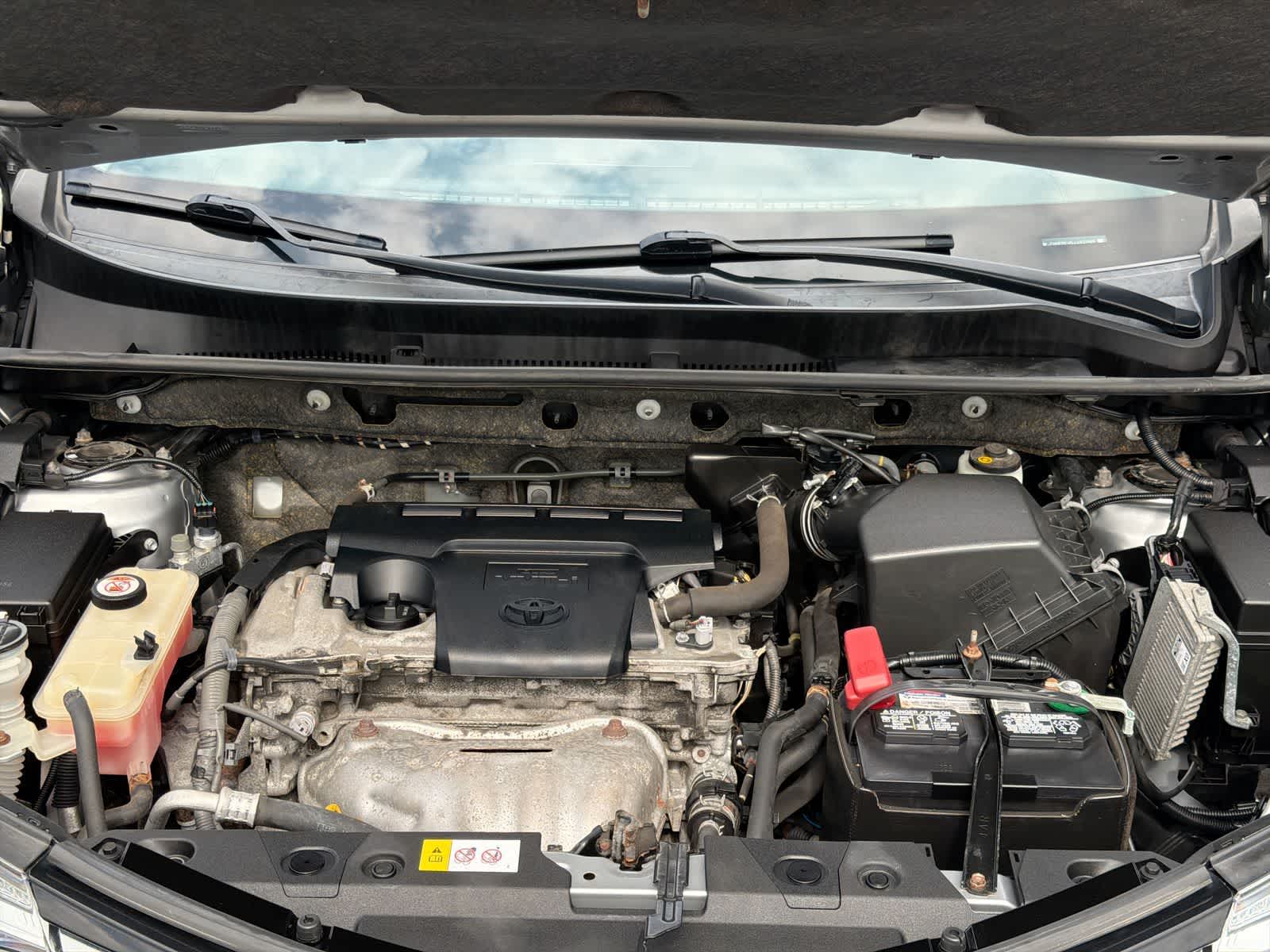 Thumbnail: 2018 Toyota RAV4 - 14